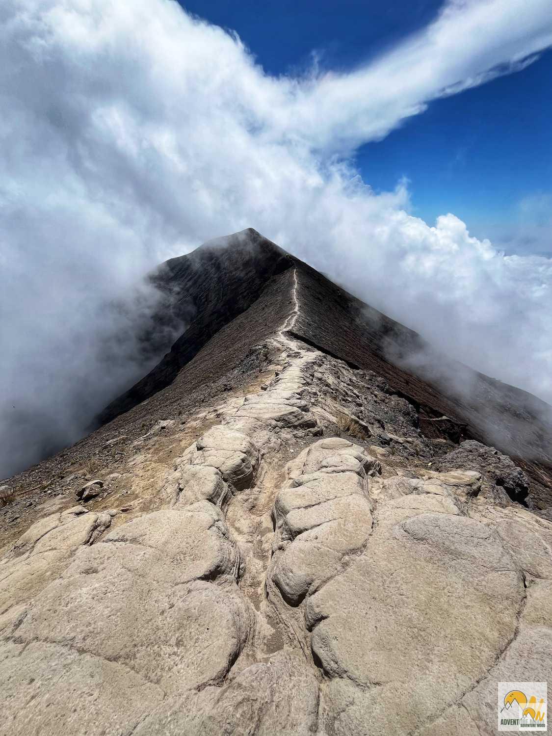 Ha hegyet/vulkánt másznál Balin…