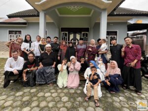 Lomboki családi összejövetel