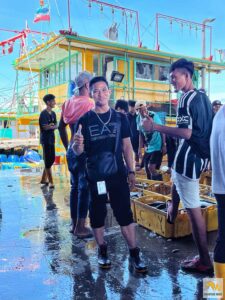 Megy az üzlet a kikötőben