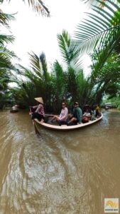 Csónakázás a Mekong deltán