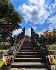 Egy hindu templom kapuja