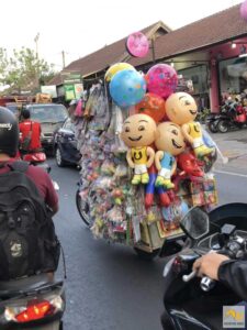 Motoros játék árus Balin