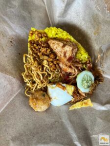 Komplett Nasi Kuning