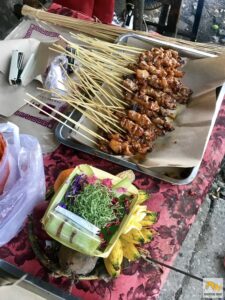 Sate Babi nyársak