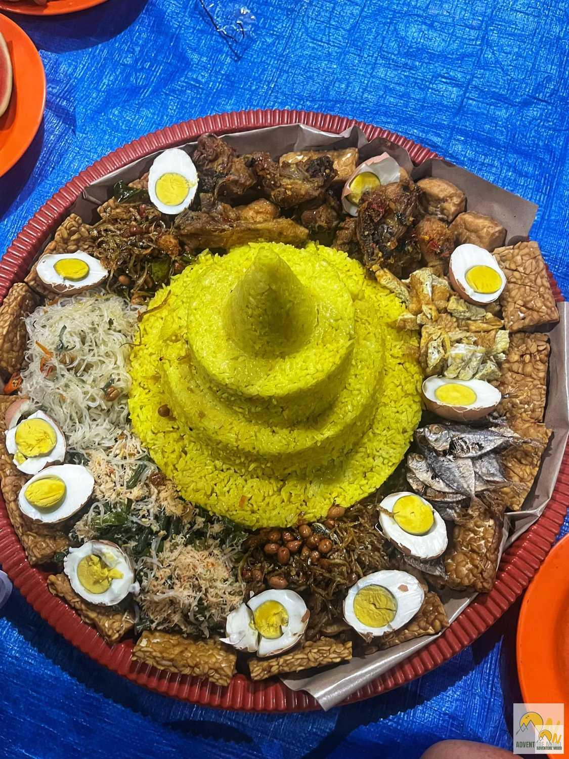 Indonéz ünnepi étel