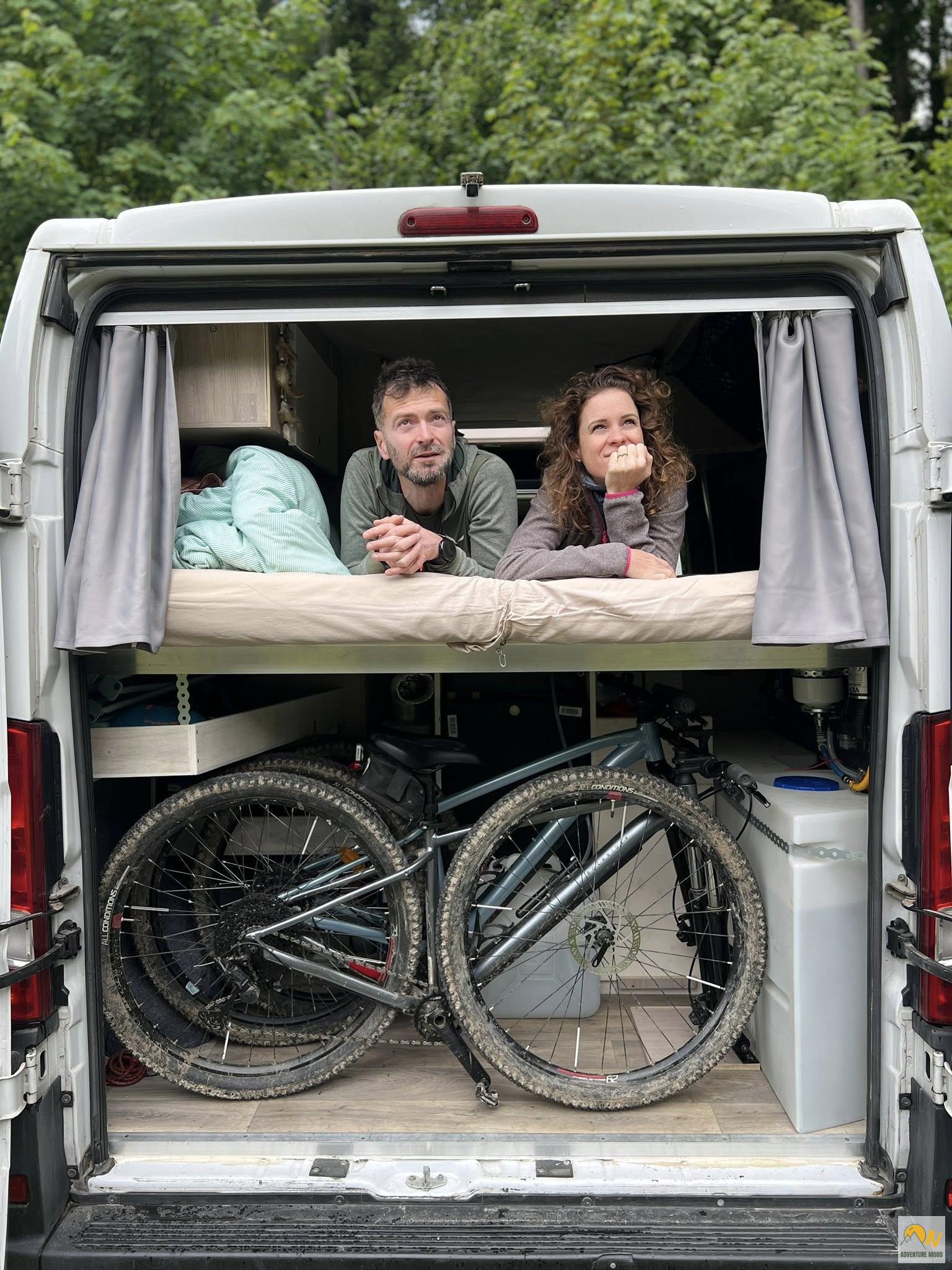 Új kaland négy keréken: bemutatjuk Jucit, a lakóautónkat