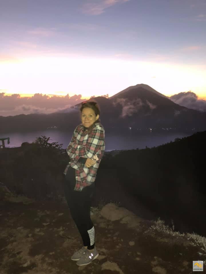 Napfelkelte a Baturon – és a szellem, aki nem akarta, hogy ott legyünk