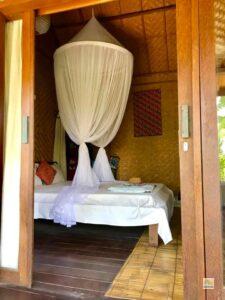 Baldachinos ágy a rovarok ellen