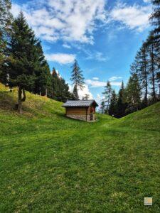 Ez az apró házikó túl jó állapotban volt ahhoz, hogy be akarjak költözni :)