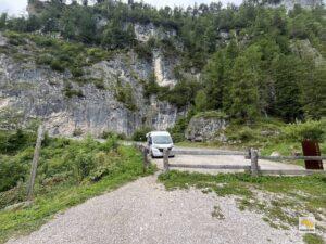 Juci egy Olaszországi útmenti megállóban